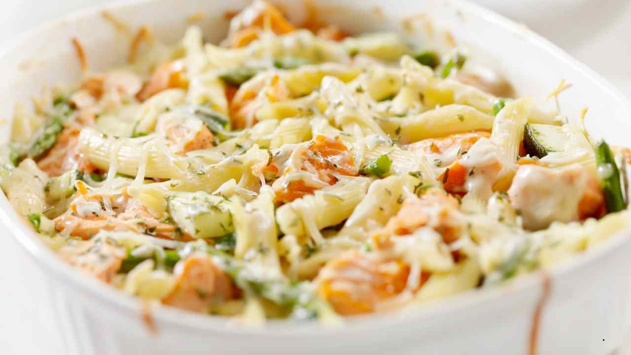 creamy salmon casserole